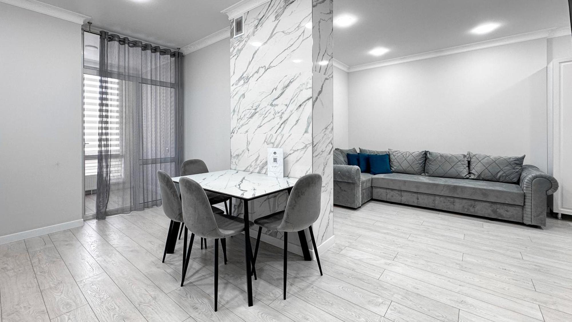 Luxury New Avram Iancu Apartments Chisinau Bagian luar foto
